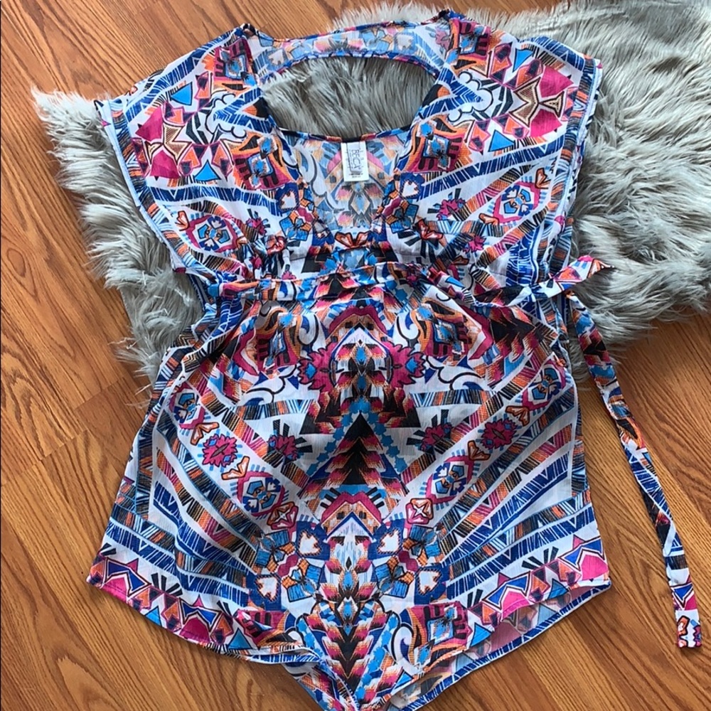 Becca Coverup XS-S